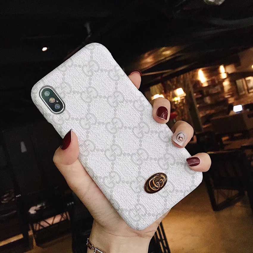 gucci iphone8plusカバー 芸能人