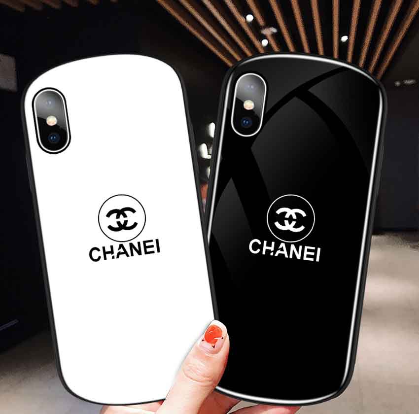 ネックストラップ付き iphone8plusけーす chanel