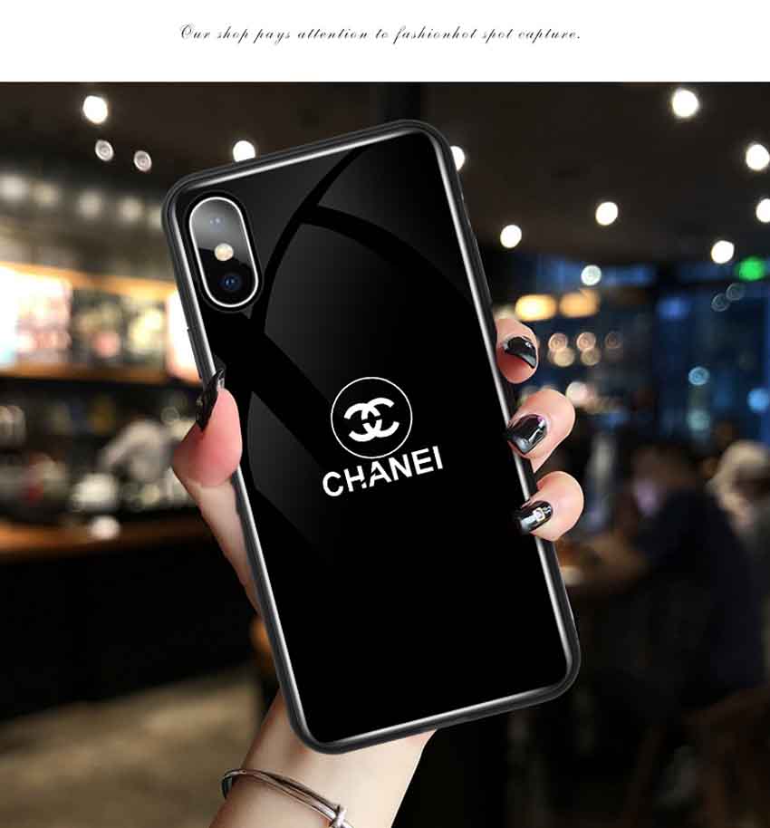 iPhone11 PRO MAXカバー CHANEL ネックストラップ付き