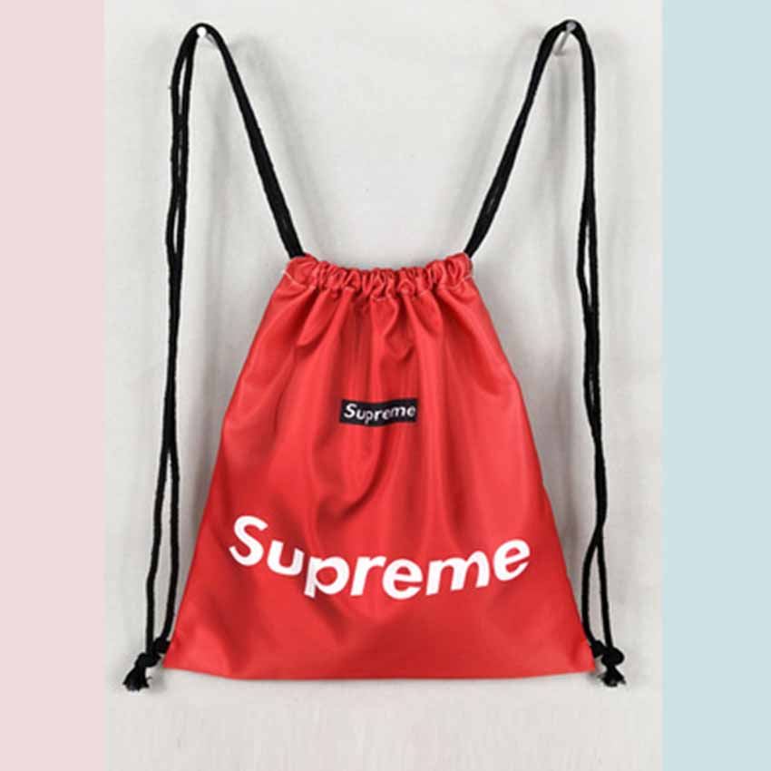 Supreme 収納バッグ