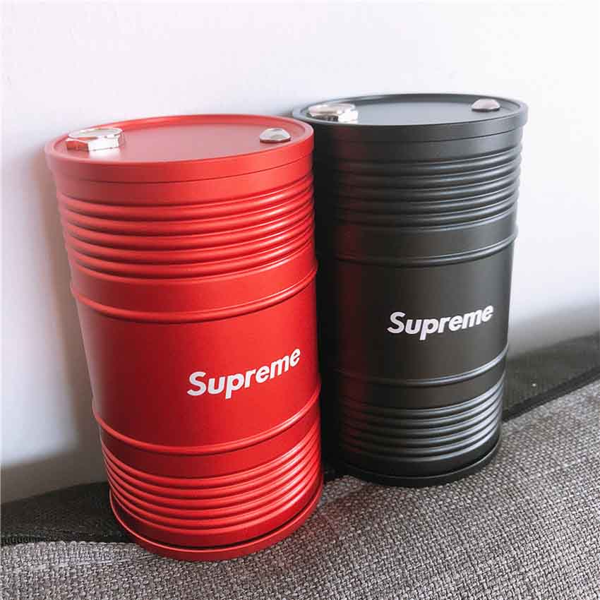 Supreme アシュトレイ