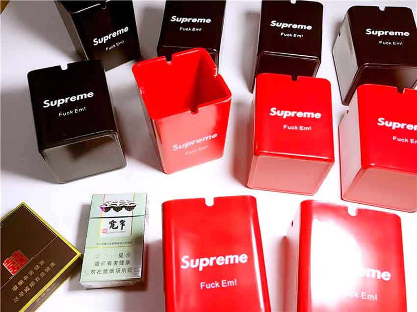 SUPREME アシュトレイ おしゃれ