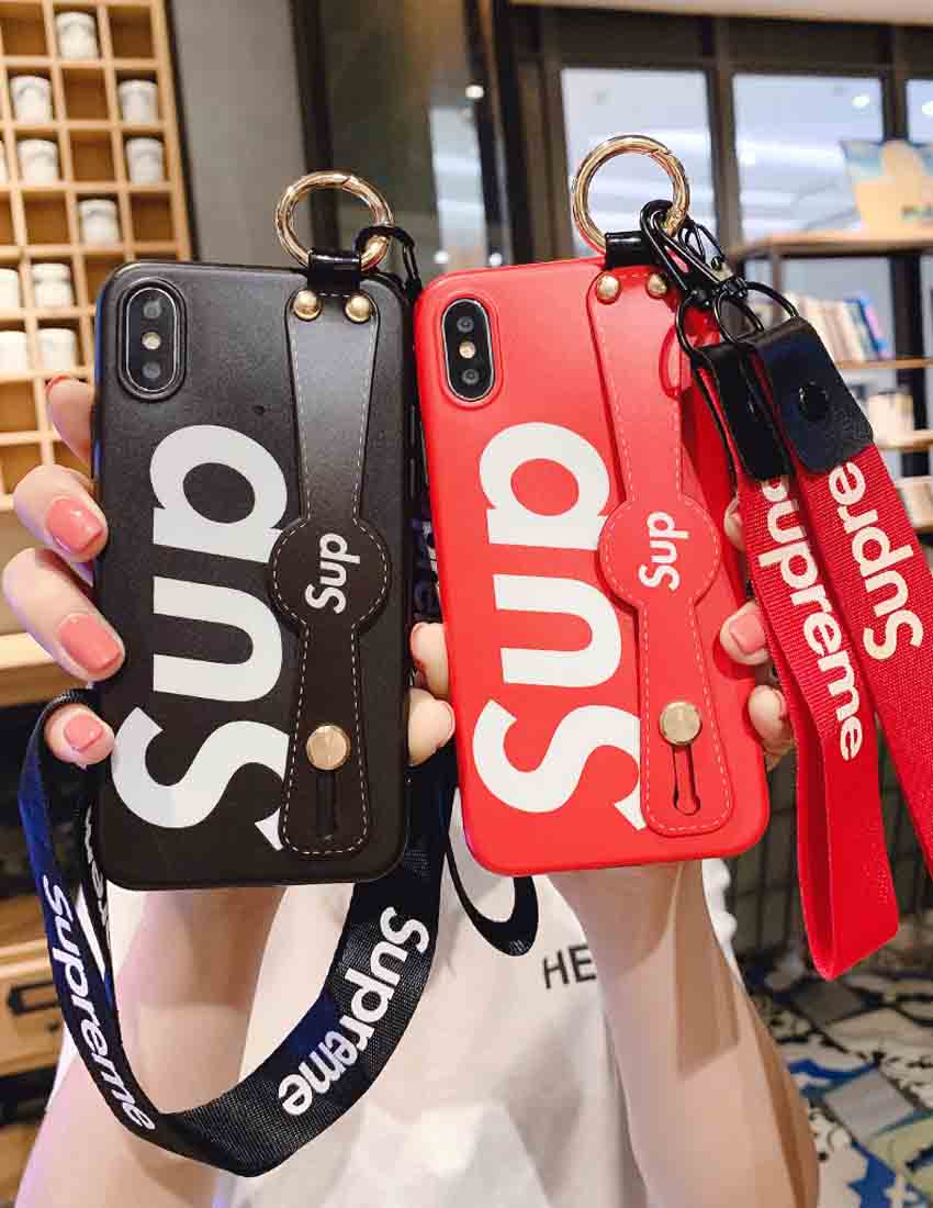 アイフォン11 11proけーす ベルト付き SUPREME