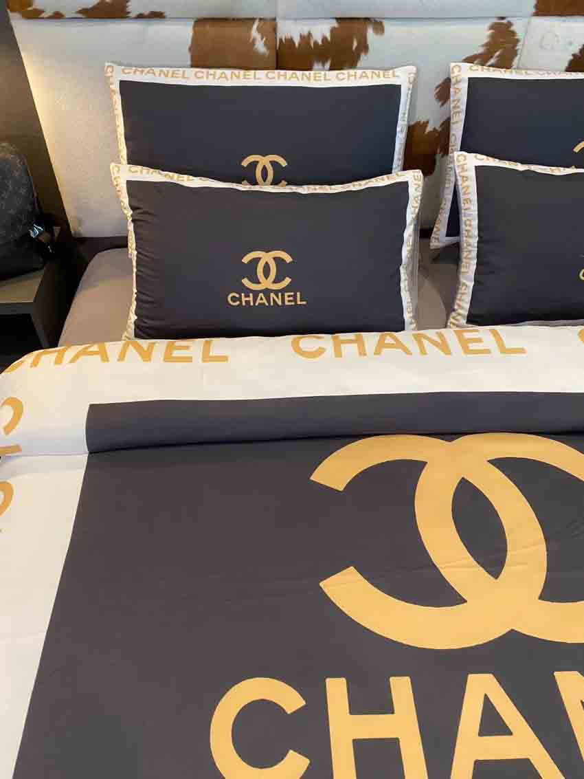 スタイリッシュ ボックスロゴ寝具 chanel