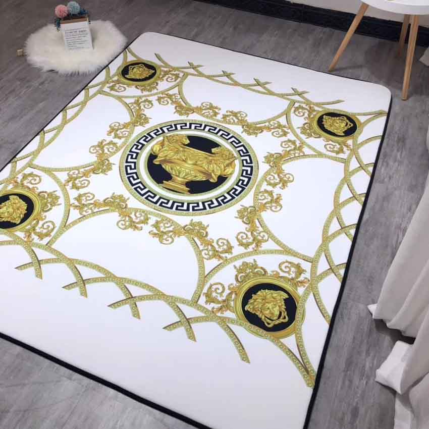 VERSACE ラグマット オシャレ