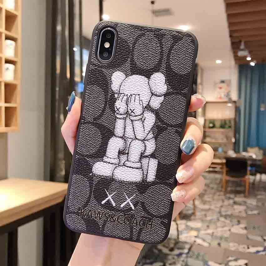 アイホン テンけーす Kaws&コーチ