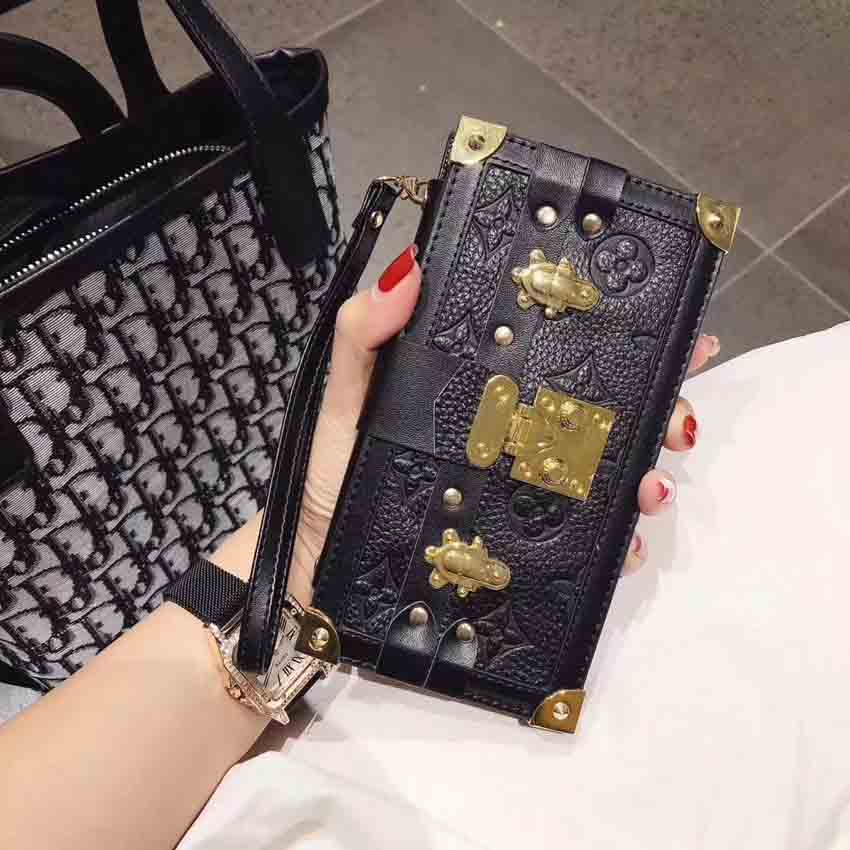 VUITTON アイホーン11 カバー 財布付き