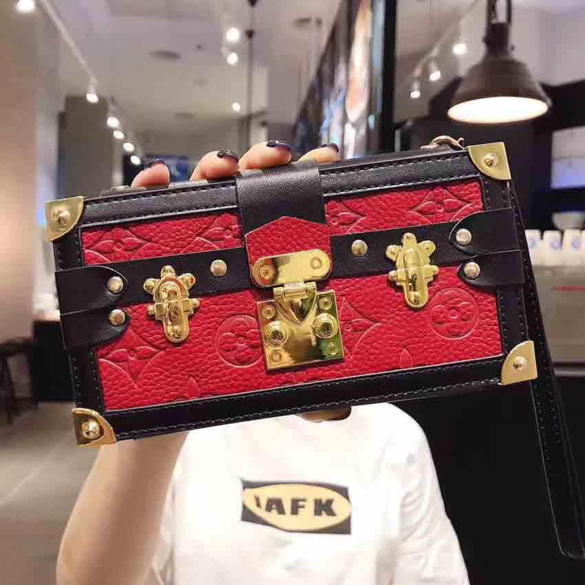 iPhoneXS/Xs Maxケース LV オシャレ