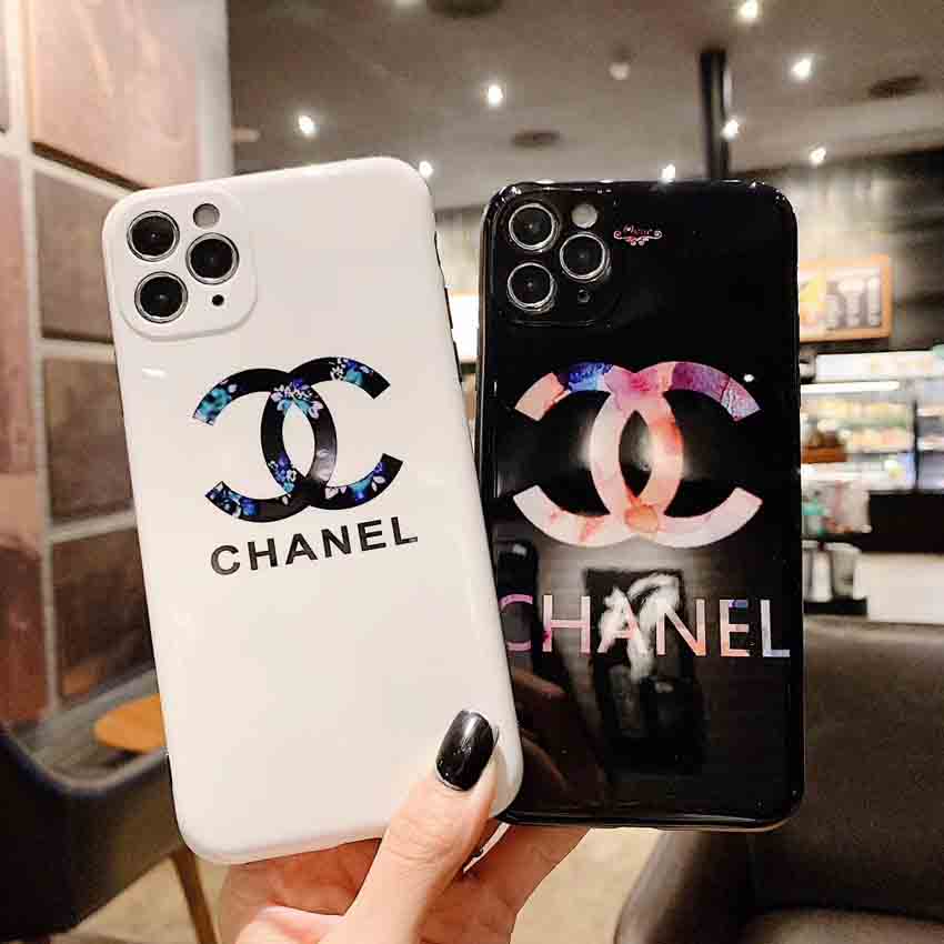 アイフォーンxr xsジャケットカバー chanel