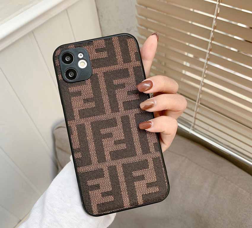 iphone12pro 12miniレザーカバー FENDI