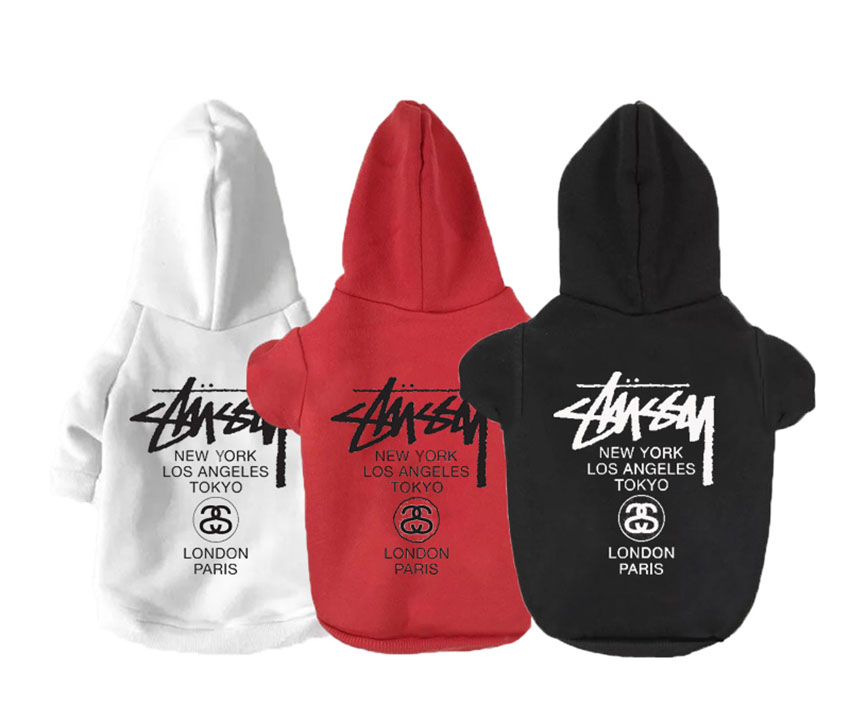 STUSSY 犬の帽子付きパーカー