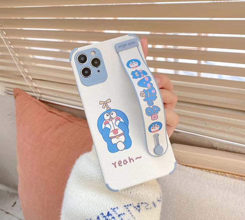 Doraemon ベルト付きケース iphone11pro