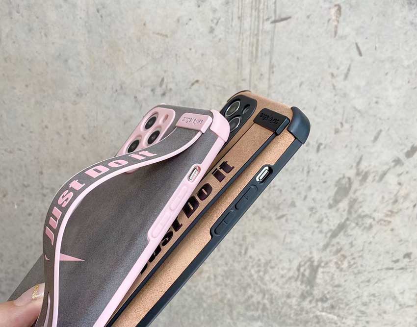 iphone11promaxカバー nike 大人気