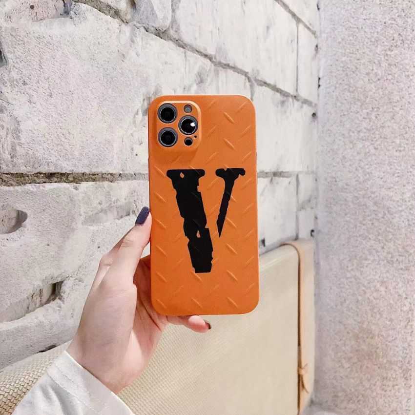 個性的 VLONE iphone12promaxカバー