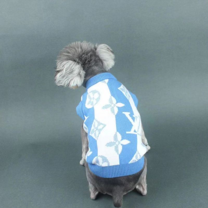 秋冬の犬服 ルイヴィトン おしゃれ