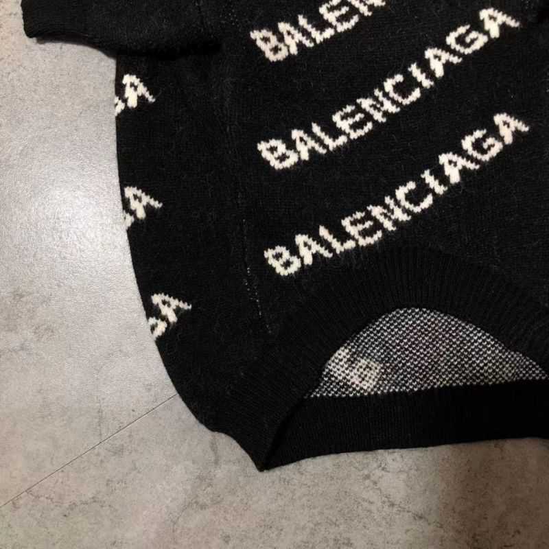 可愛い Balenciaga ペットの服