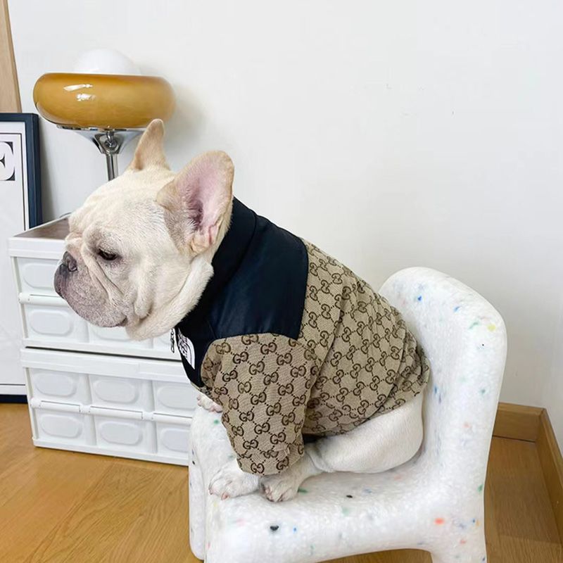 グッチ 犬冬服 おしゃれ