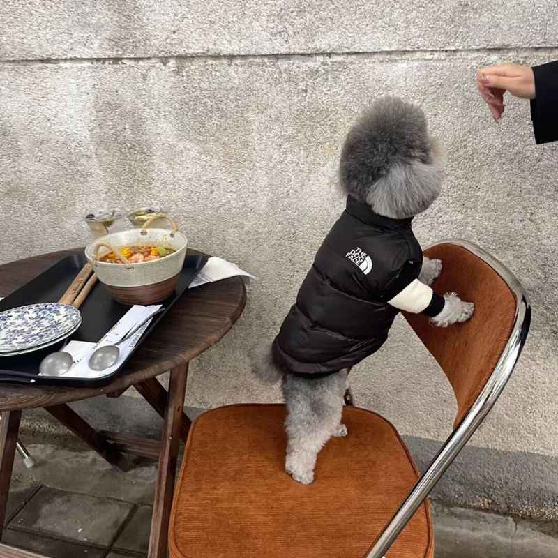 犬のベスト THE NORTH FACE