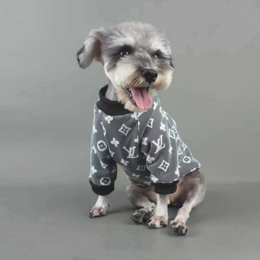 ヴィトン 犬秋服 新品