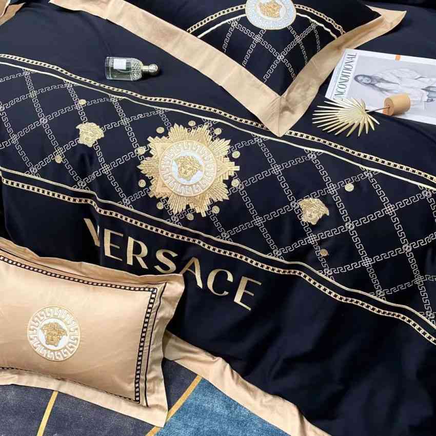 VERSACE ベッドシーツ 寝具