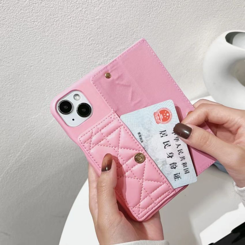 女性用のディオールケース iphone15