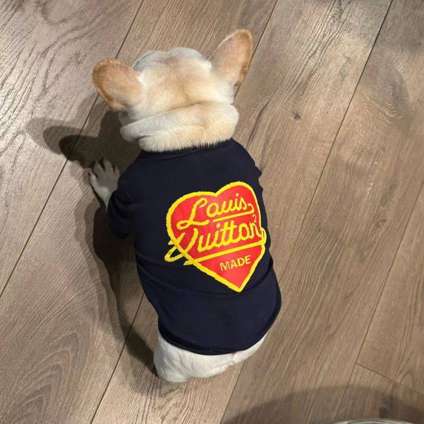 ルイヴィトン 犬tシャツ