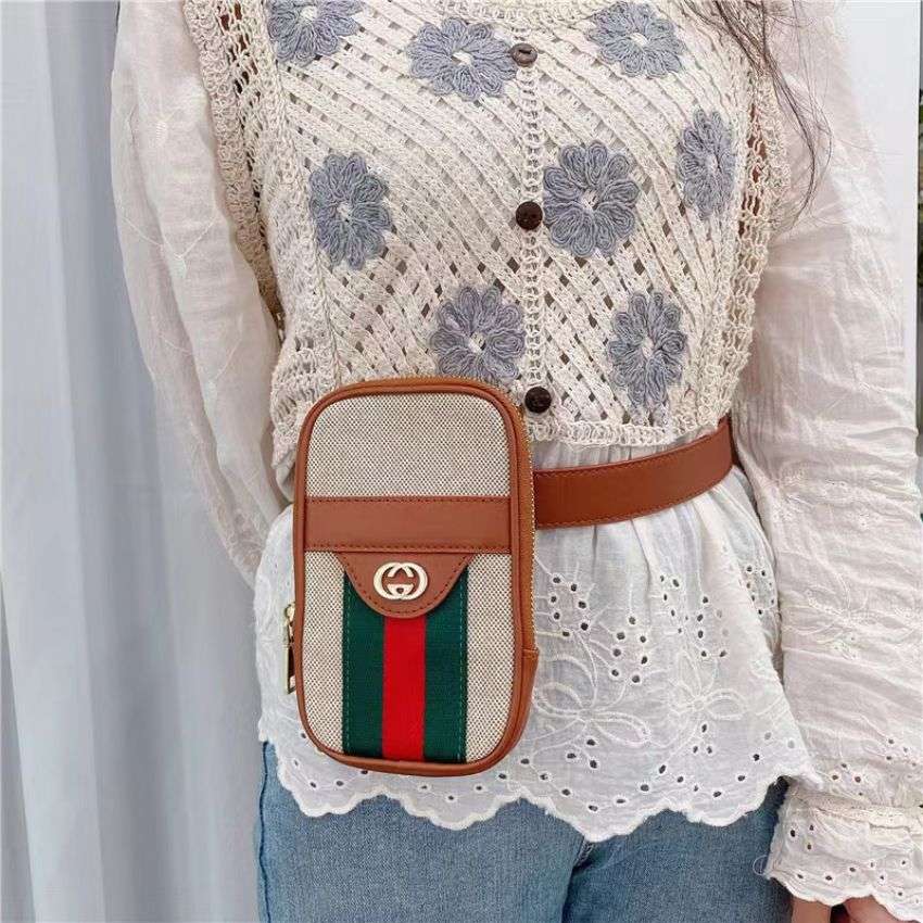 gucciショルダーバッグ メンズ