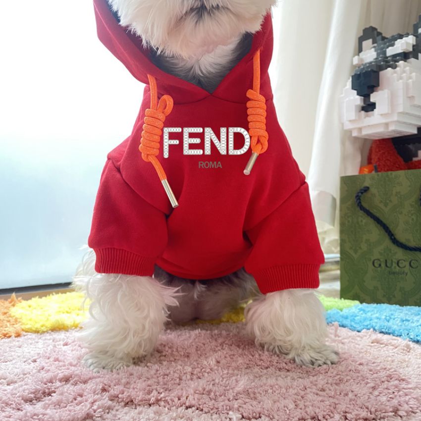 fendi犬パーカー 可愛い