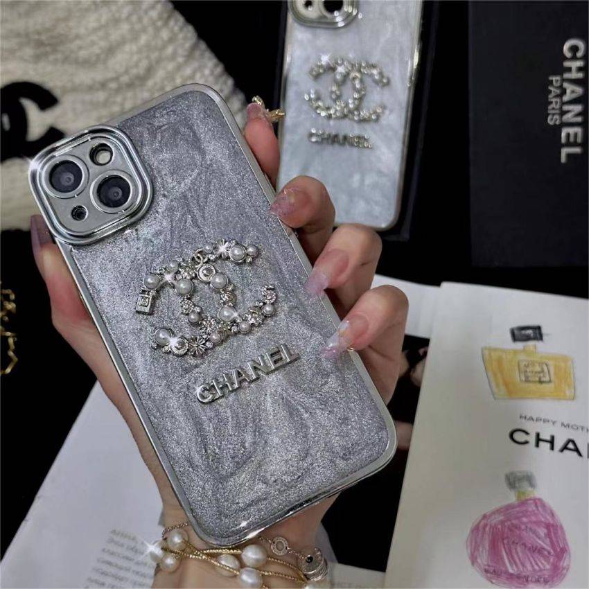 chanel ジャケットケース iphone15promax