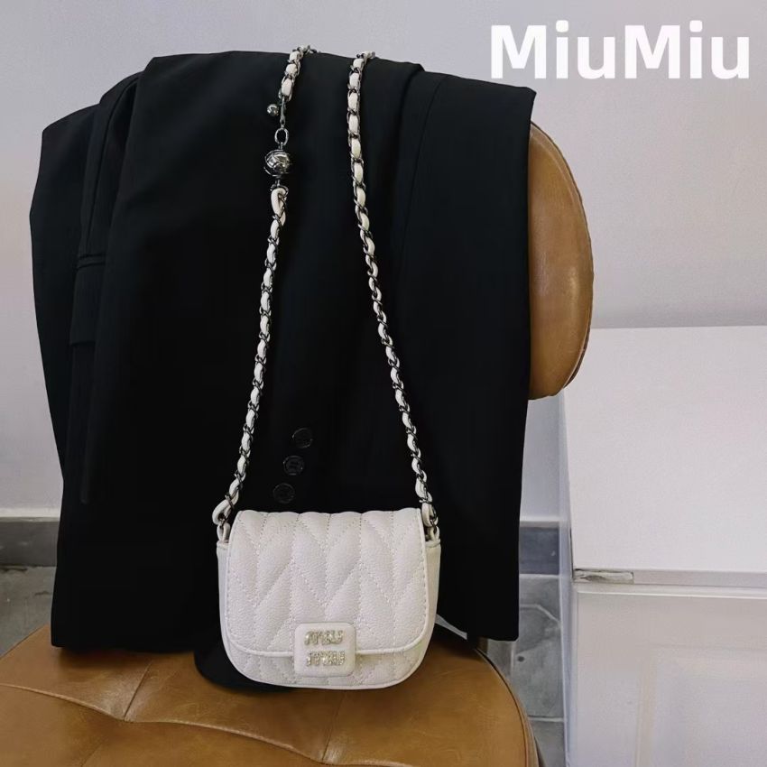 miumiu バッグ スーパーコピー