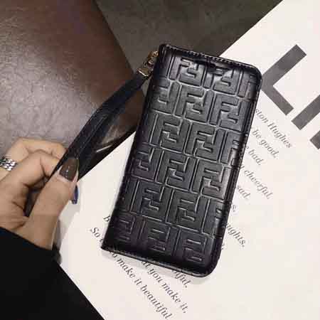 FENDI アイフォン11 プロ手帳ケース レザー フェンディ iPhone 11/Xs