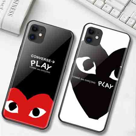 アイフォン11 11proケース Play Comme Des Garçons