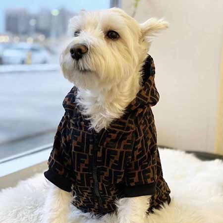 フェンディ 犬の服 コート 高品質 FENDI ペットの服 ジャケットコート