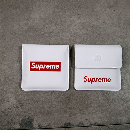 supreme 小銭入れ バッグ